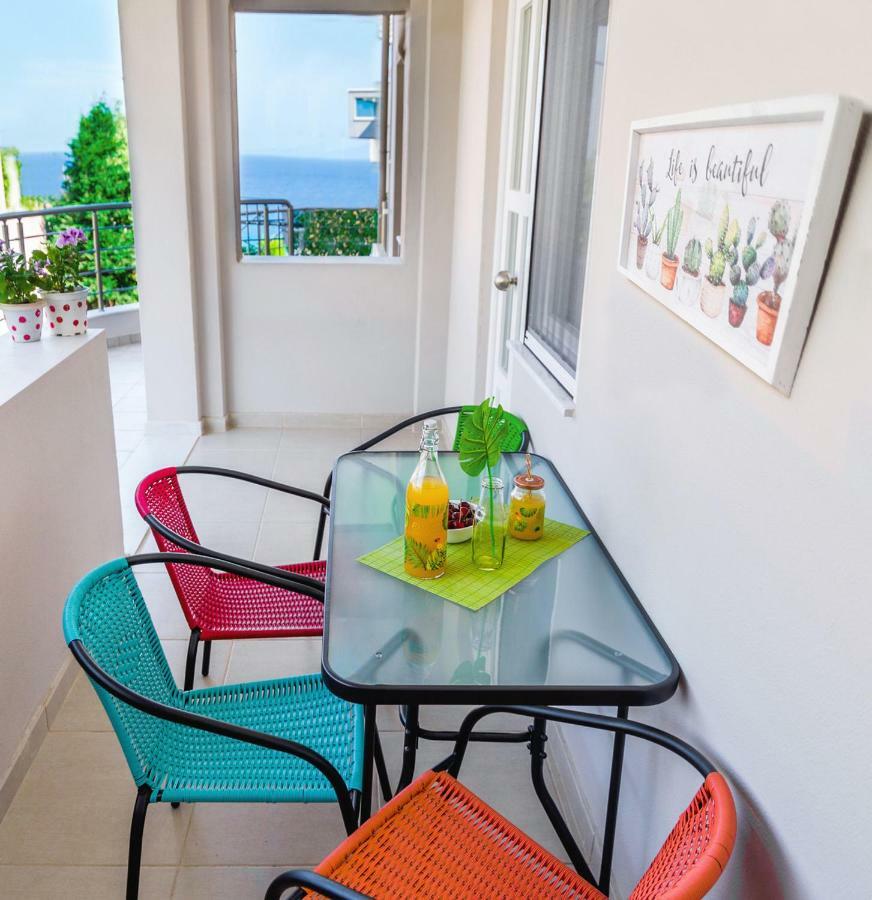 Sea Breeze Flat Apartment Кавала Екстериор снимка